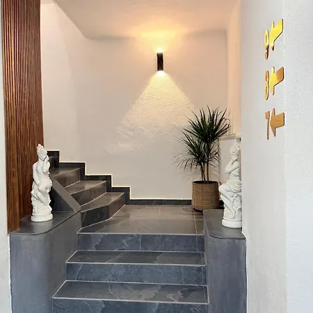Apartment 7 Curte Parcare Privata Centru Craiova